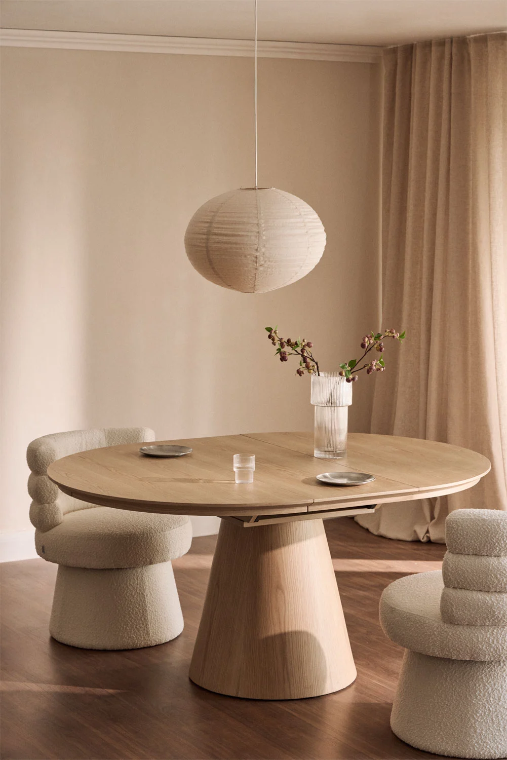 Išskleidžiamas valgomojo stalas ,,Elora'' - Image 4