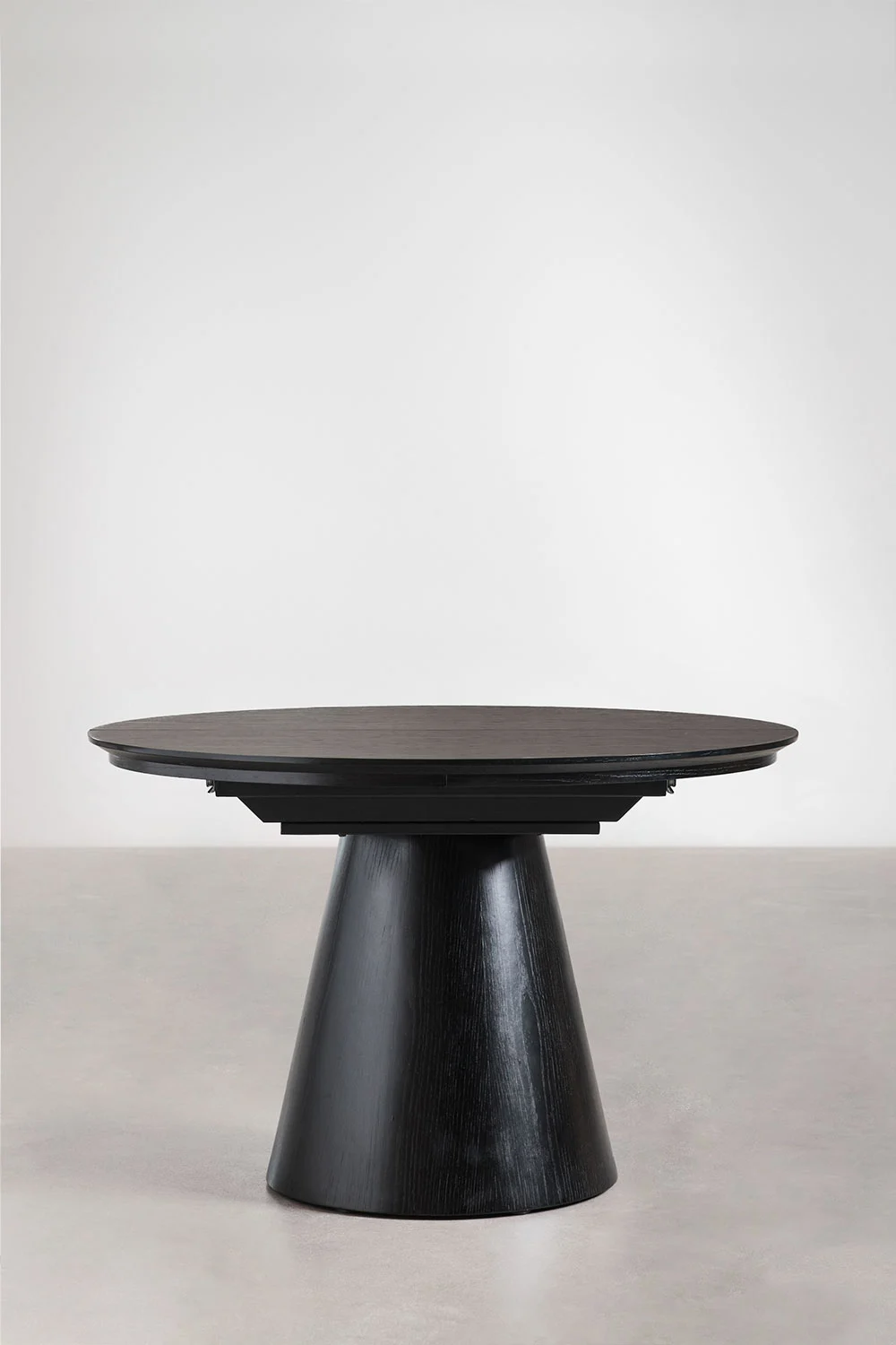 Išskleidžiamas valgomojo stalas ,,Elora''