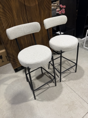 Pusbario kėdžių komplektas 2 vnt