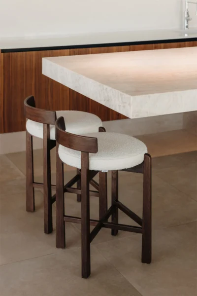 Baro kėdė "Calmera Bouclé White"